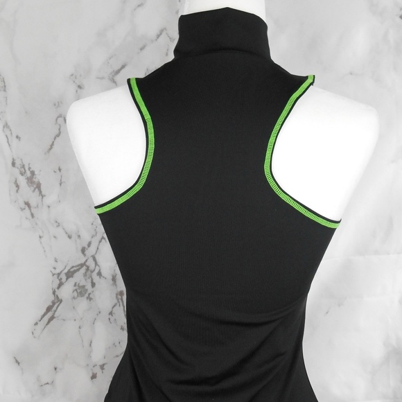 Sleeveless V-Neck Black Dress - Picture 8 of 8